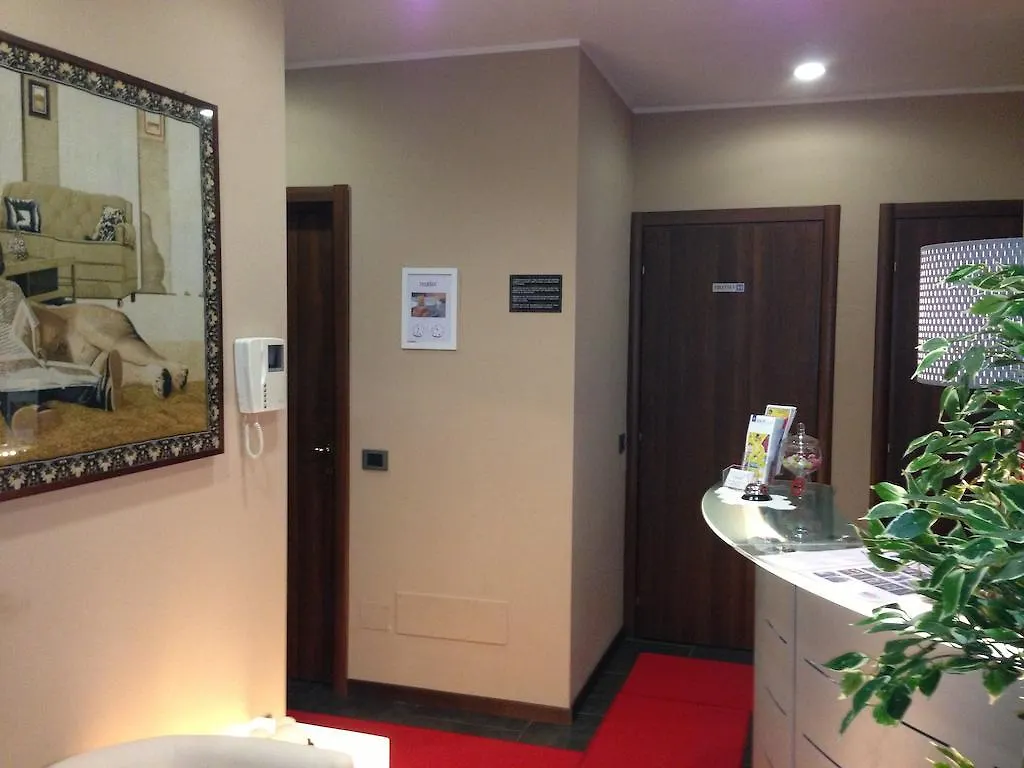 Residence Fiera Milano B&B Rho 0*,